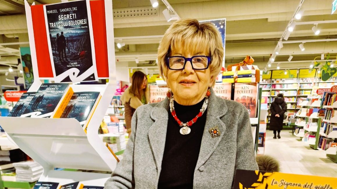 FIRMACOPIE ALLA LIBRERIA MONDADORI MERIDIANA-BO